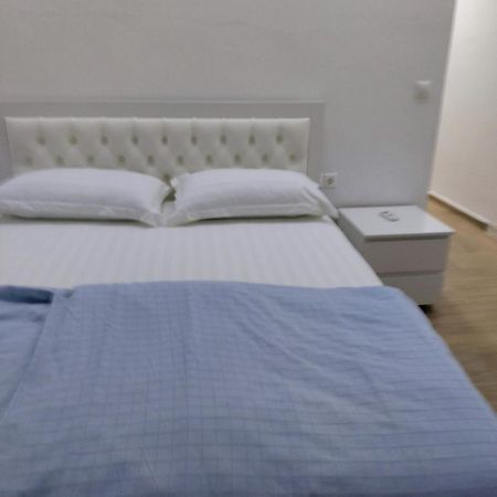 Spacious Apartment Near The Beach Σαράντα Εξωτερικό φωτογραφία